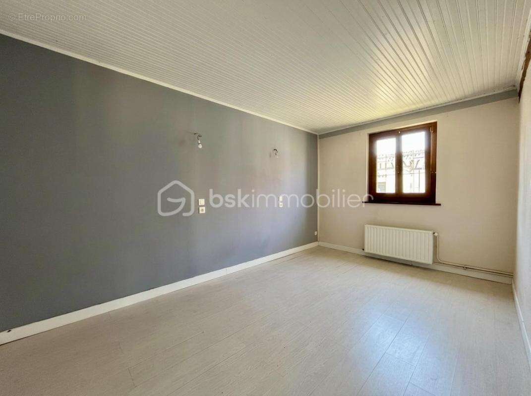 Maison de 115 m² – Fort potentiel – Terrain de 1 346 m² - photo 6
