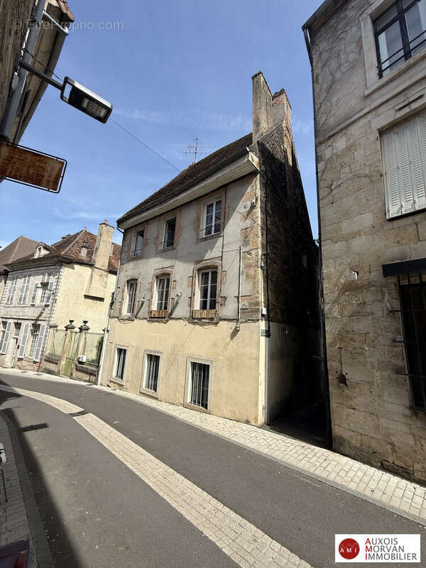 Appartement à MONTBARD