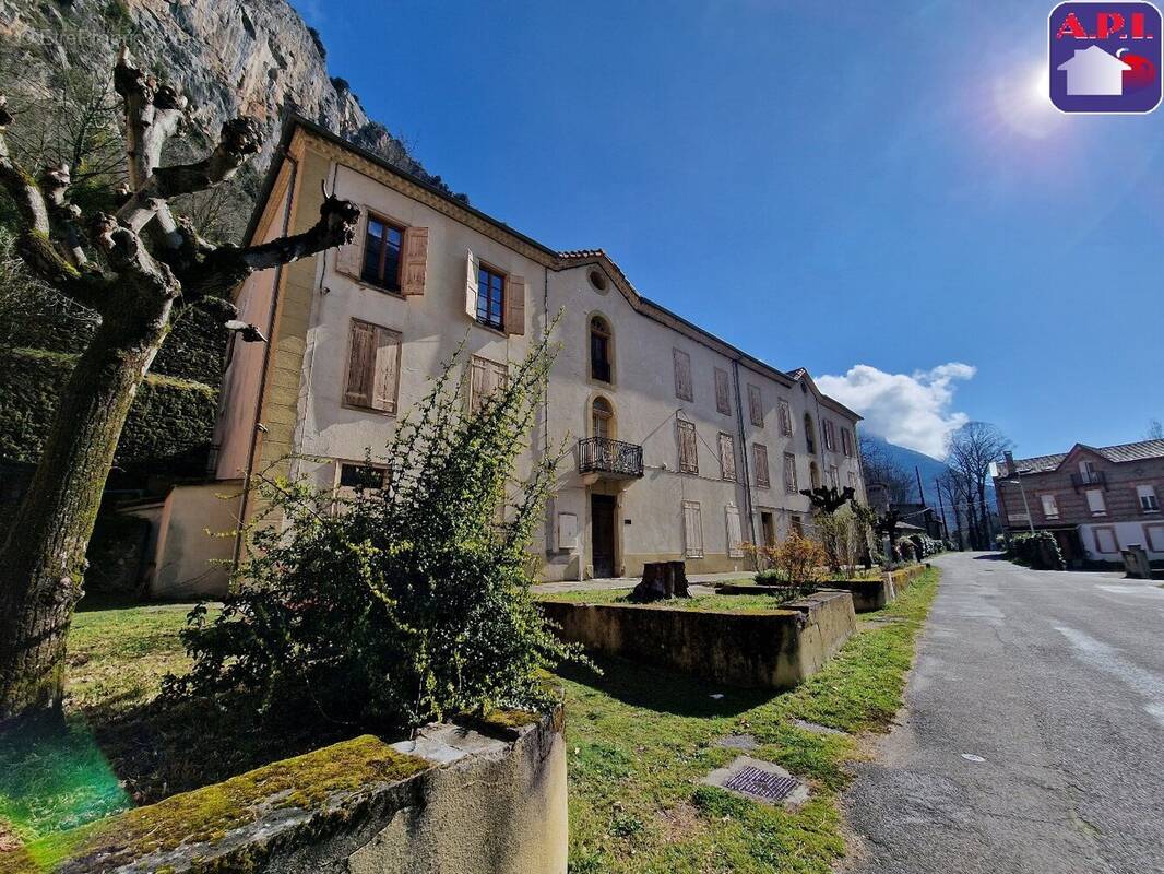 Appartement à TARASCON-SUR-ARIEGE