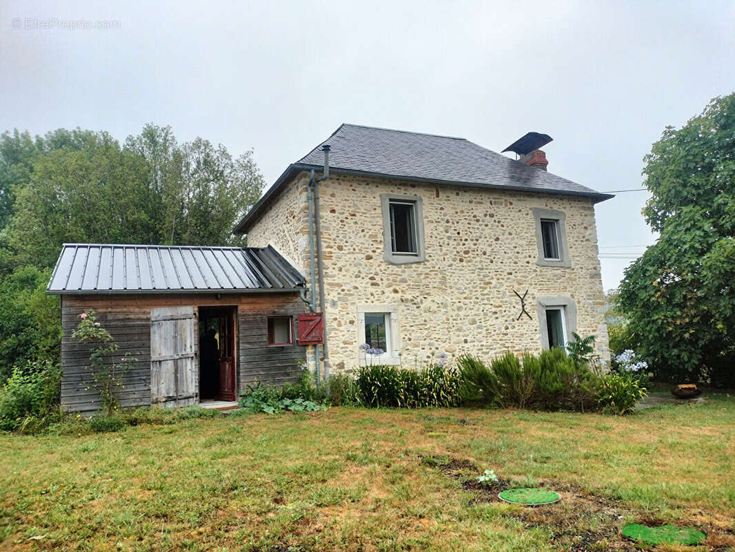 Maison ancienne rénovée 4 pièce(s) 80 m2 avec dépendances - photo 14