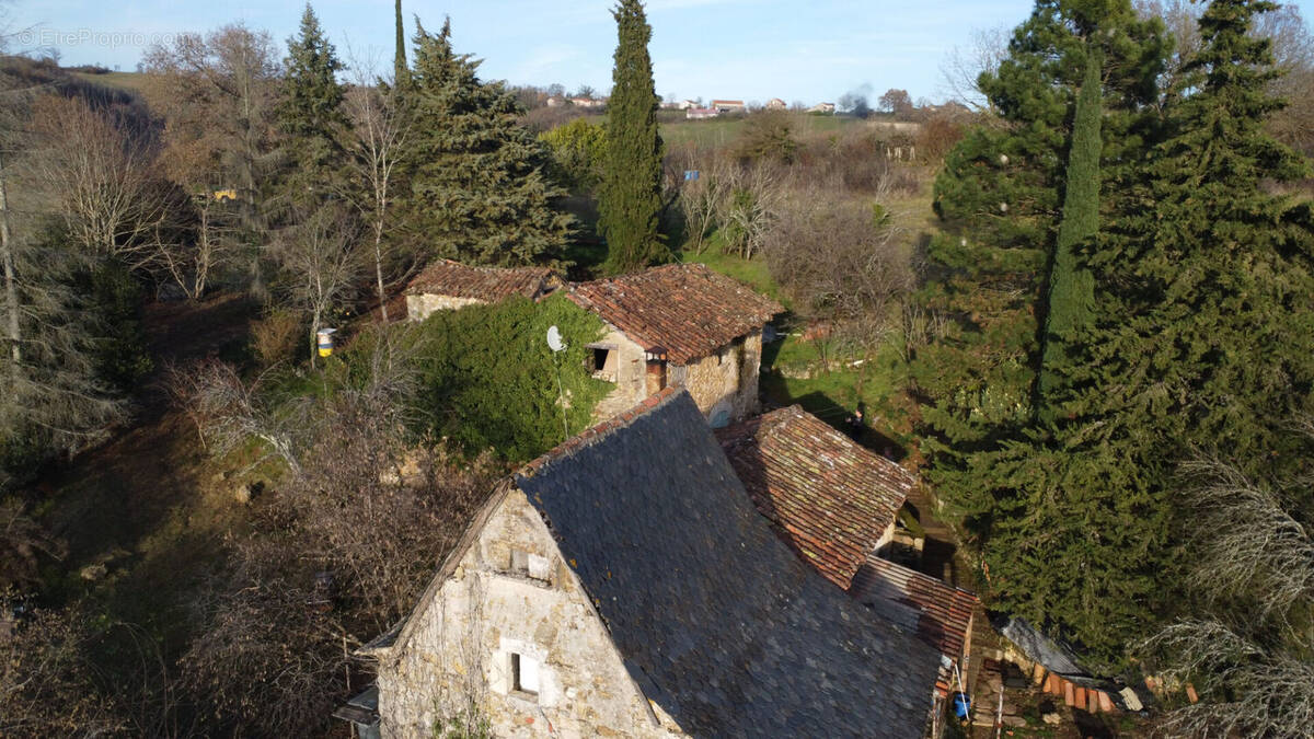 Maison à CAPDENAC-GARE