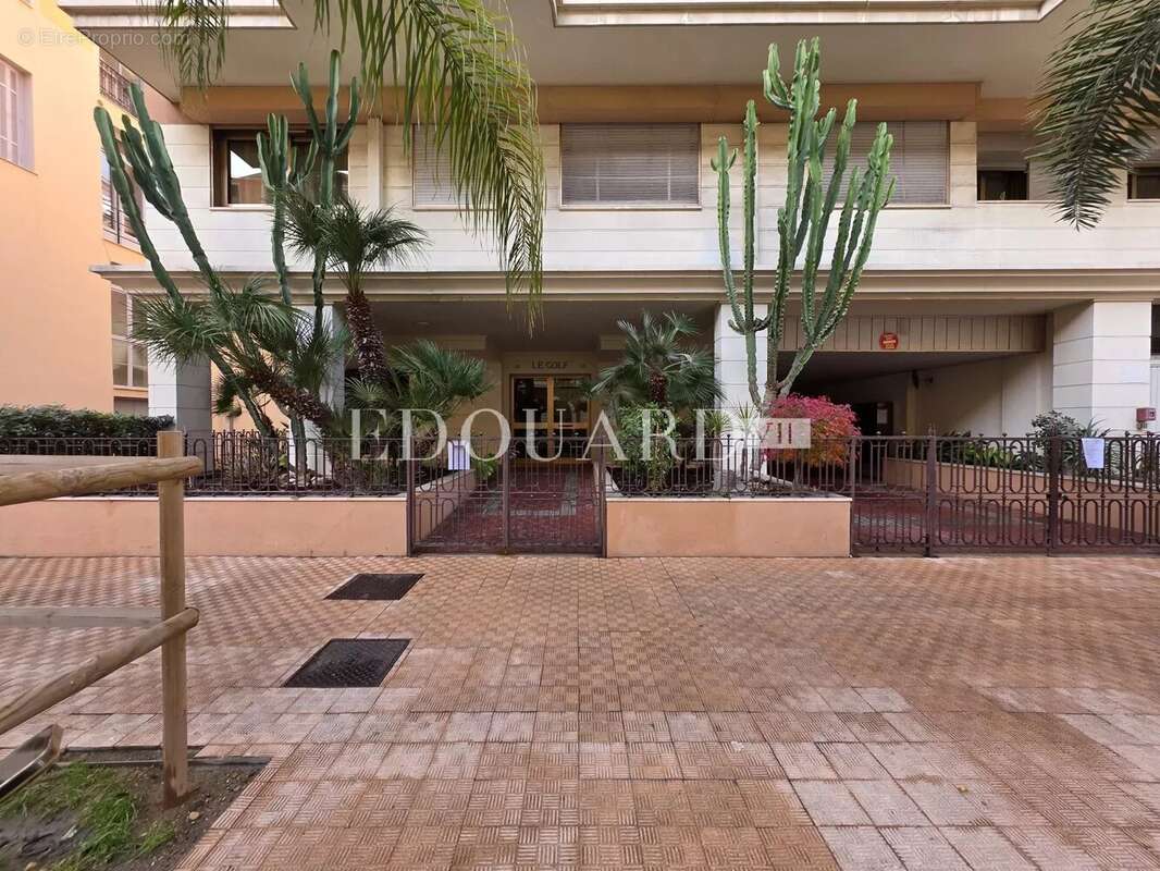 Appartement à MENTON