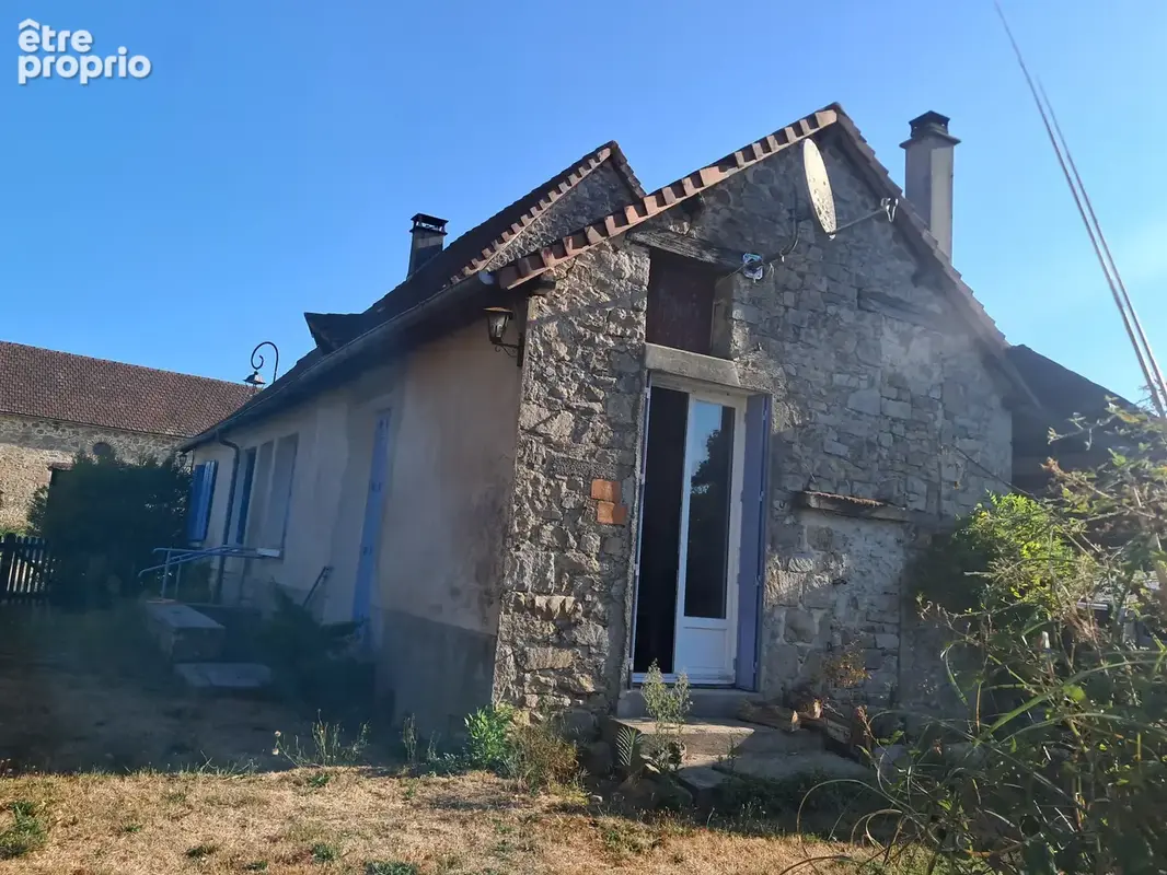 Coup de cœur assuré :authentique maison en pierres au Chalard (87) ! - photo 7