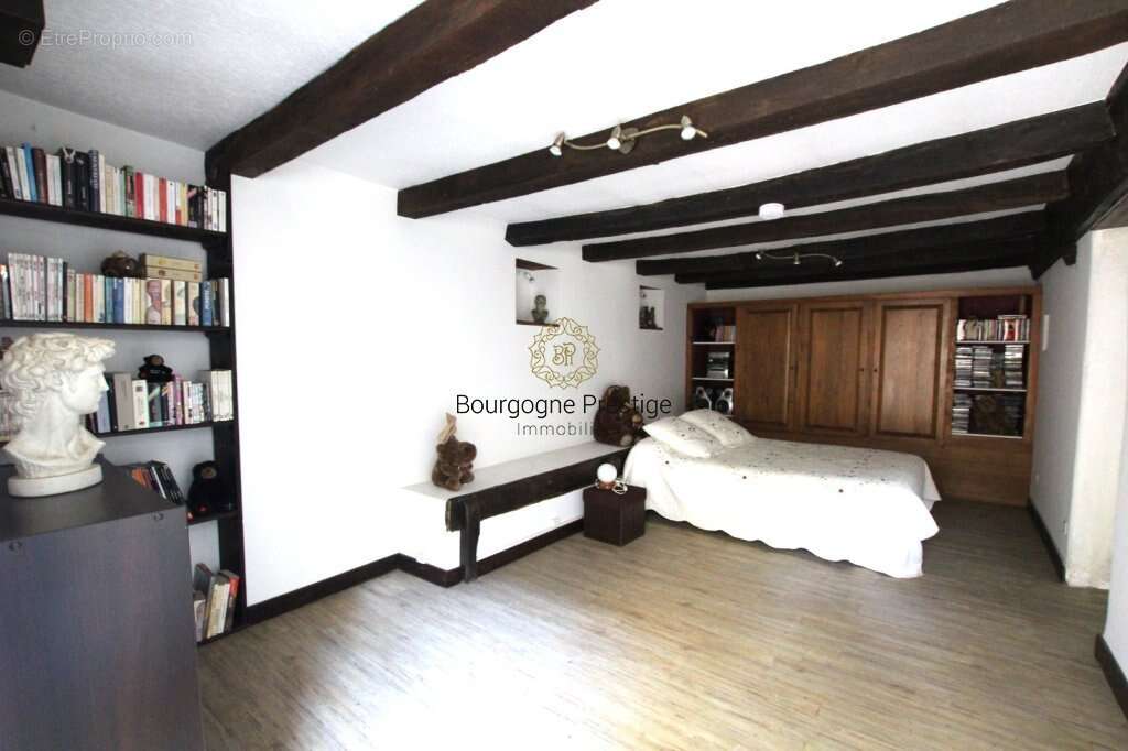 Maison à SENNECEY-LE-GRAND