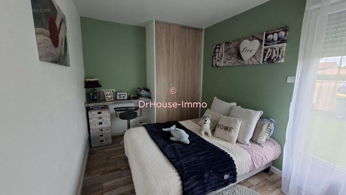 Maison 115 m² à Ambares-Et-Lagrave  - photo 34