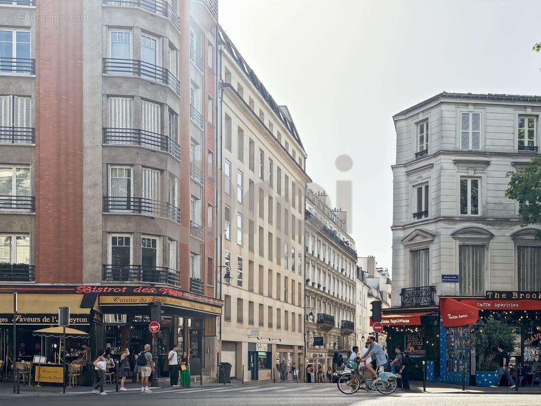 Appartement à PARIS-4E
