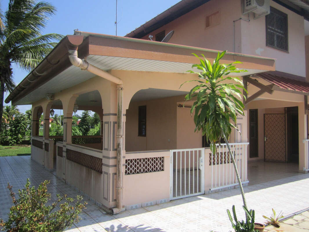 Maison à KOUROU