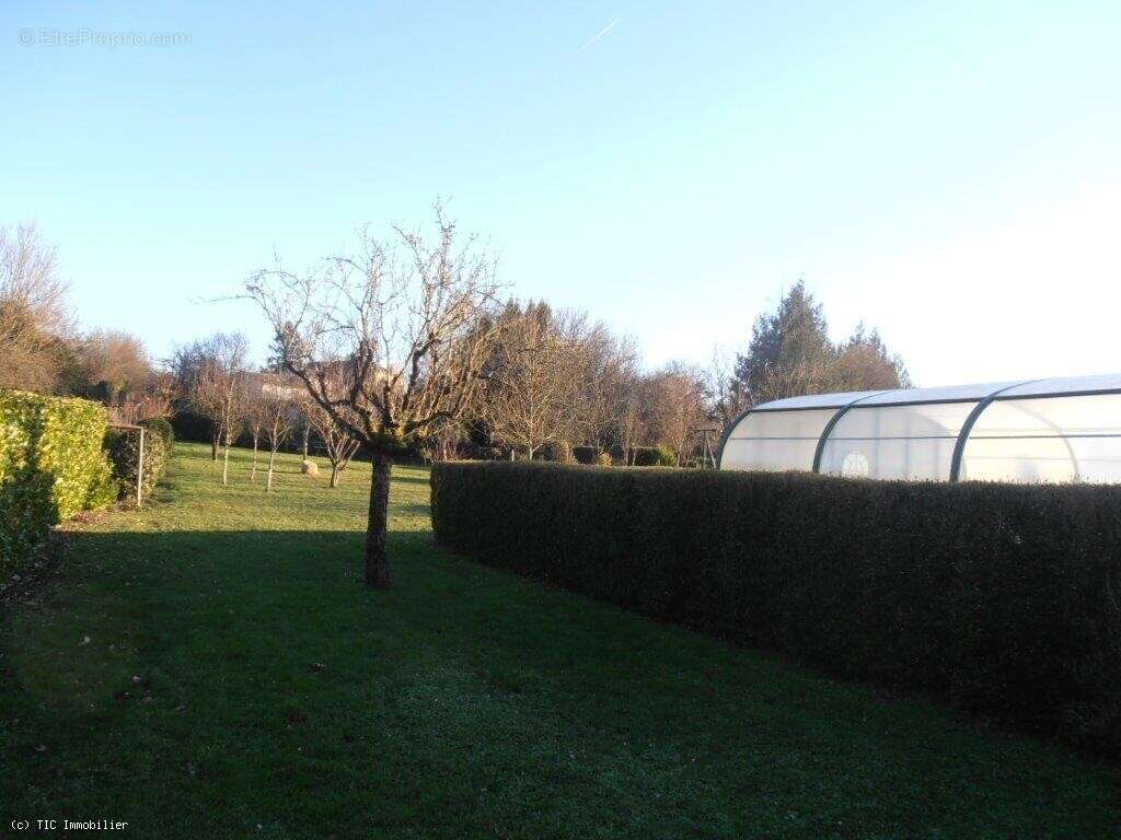 Maison à SAUZE-VAUSSAIS