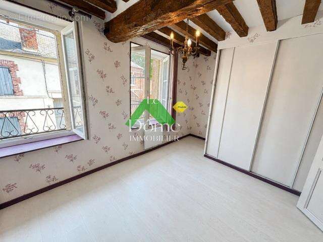 Maison à ESCHES