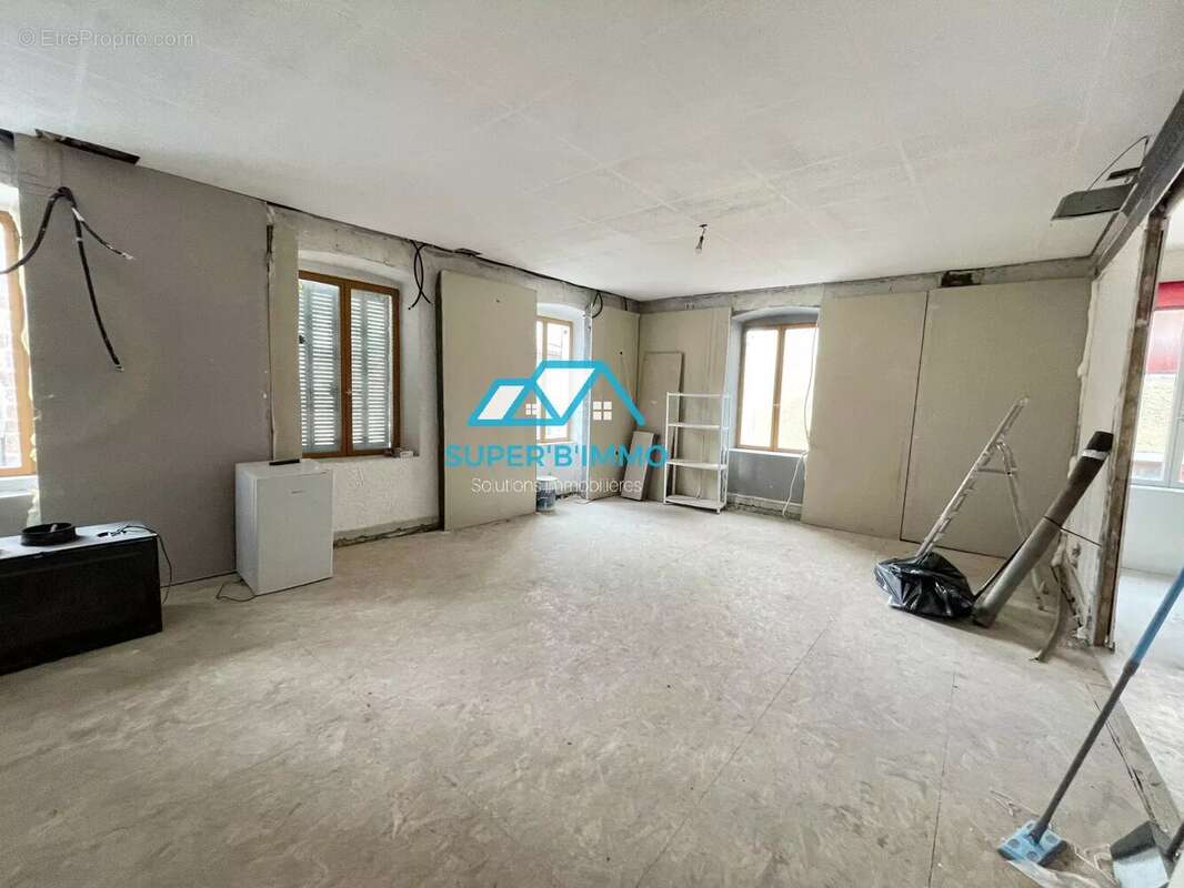 Maison à SAINT-GEORGES-D&#039;AURAC