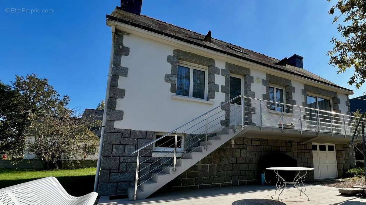 Maison à SAINT-ARMEL