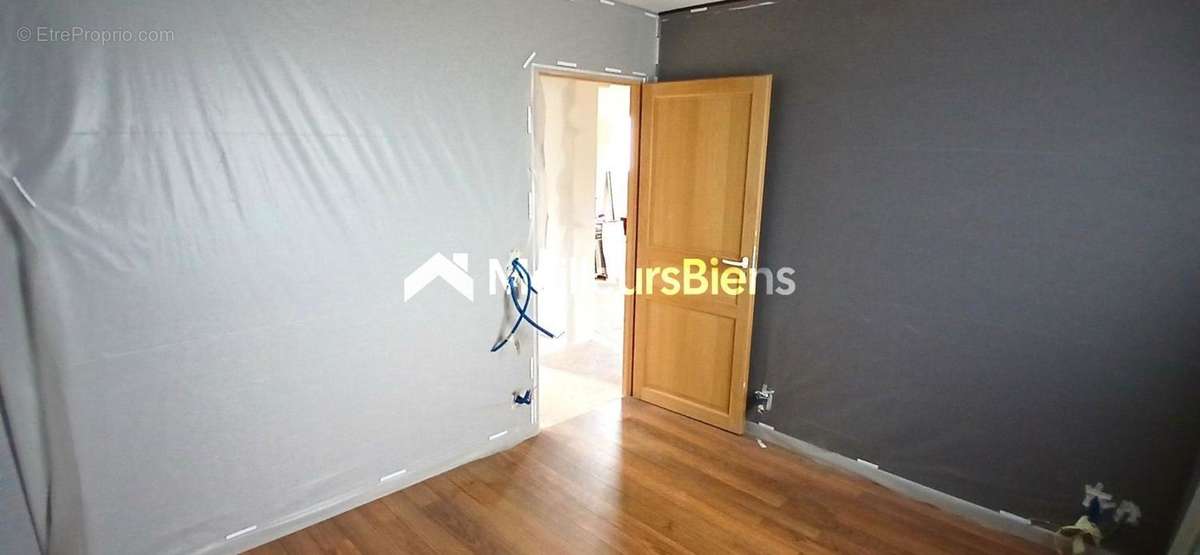 Maison à SAINT-LAURENT-DU-PONT