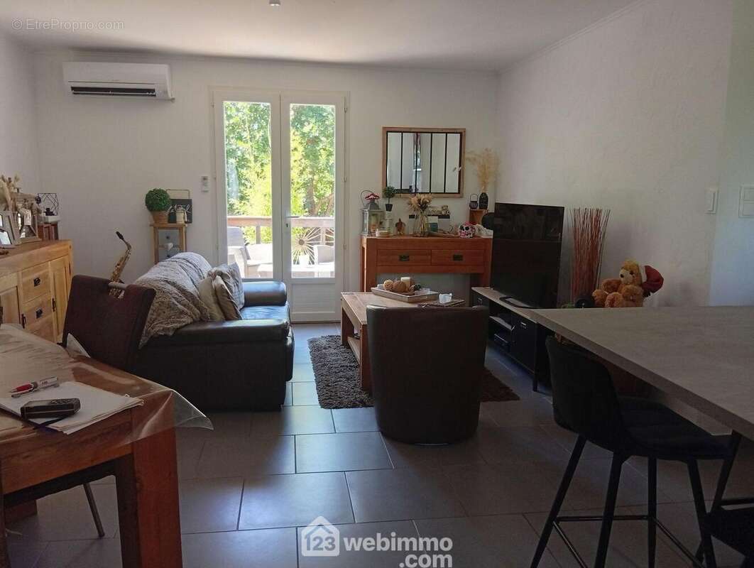 Maison à LE CANNET-DES-MAURES