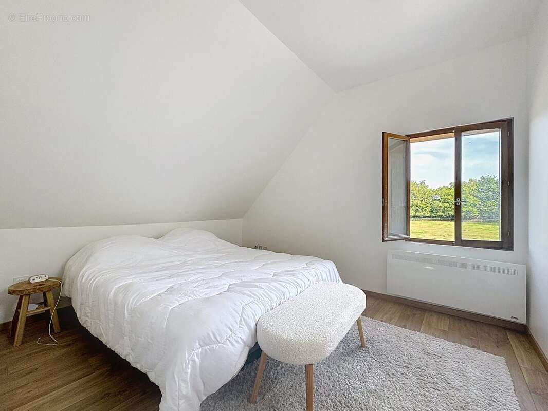 Maison 75 m² à Pont-L'eveque  - photo 6