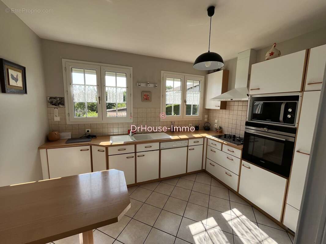 Maison 89 m² à Meximieux  - photo 8