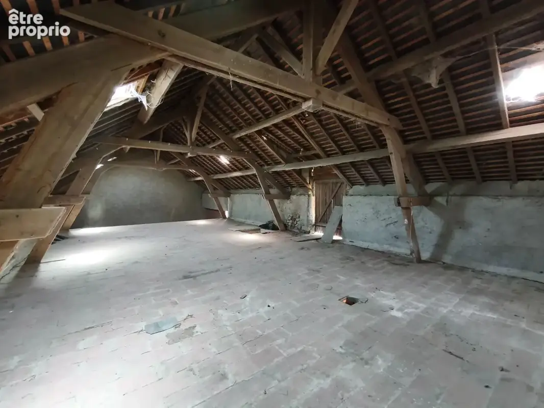 Maison à vendre 105 m² 3 chambres 6 pièces dépendances 6.5 hectares terrain et bois  AIGURANDE (36) - photo 10
