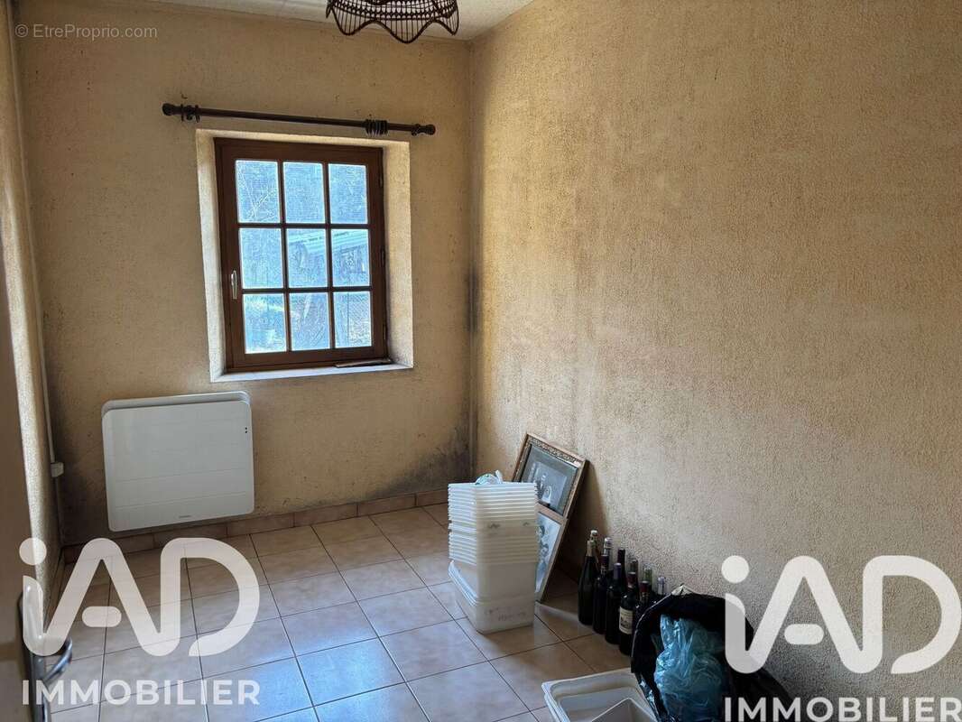 Photo 4 - Maison à LOMBRON