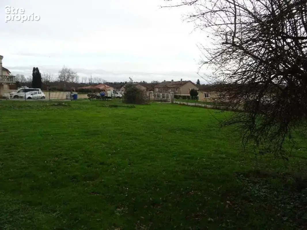 A verneuil sur vienne terrain avec cu de 750 m² - photo 5