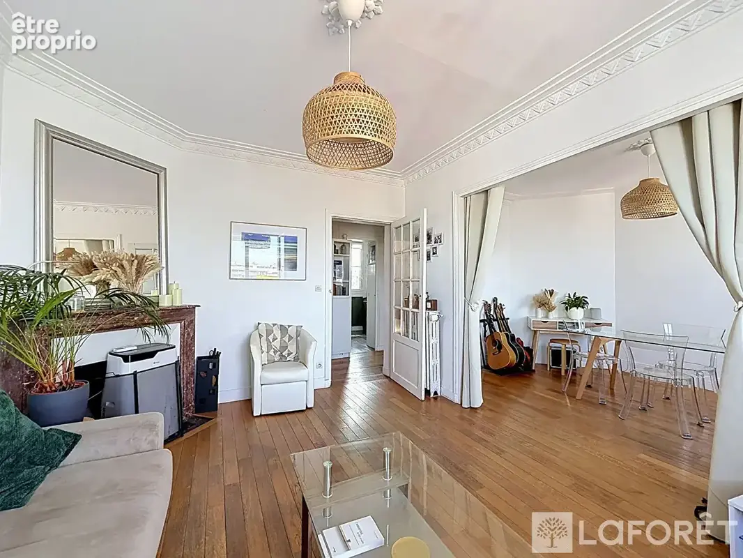Vincennes Coeur de Ville  Dernier étage avec ascenseur  57 m²  3 pièces - photo 6