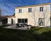 Maison à SAINT-VALLIER-DE-THIEY