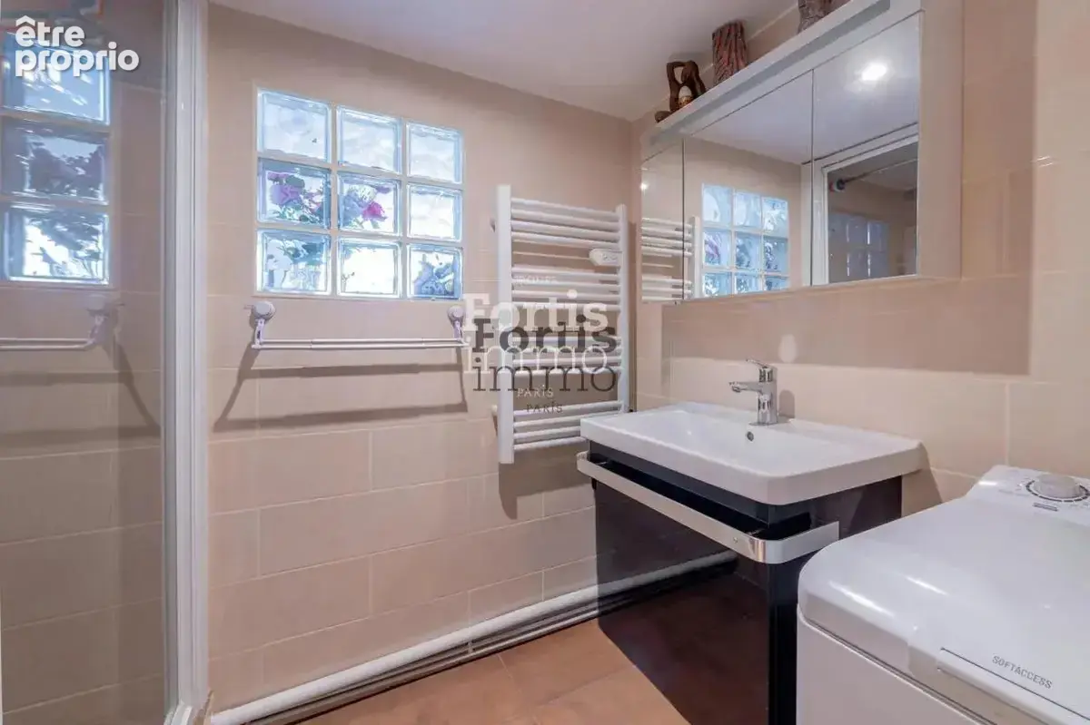 Paris 2 - duplex de 3 pieces, dernier etage avec vue degagee - photo 17