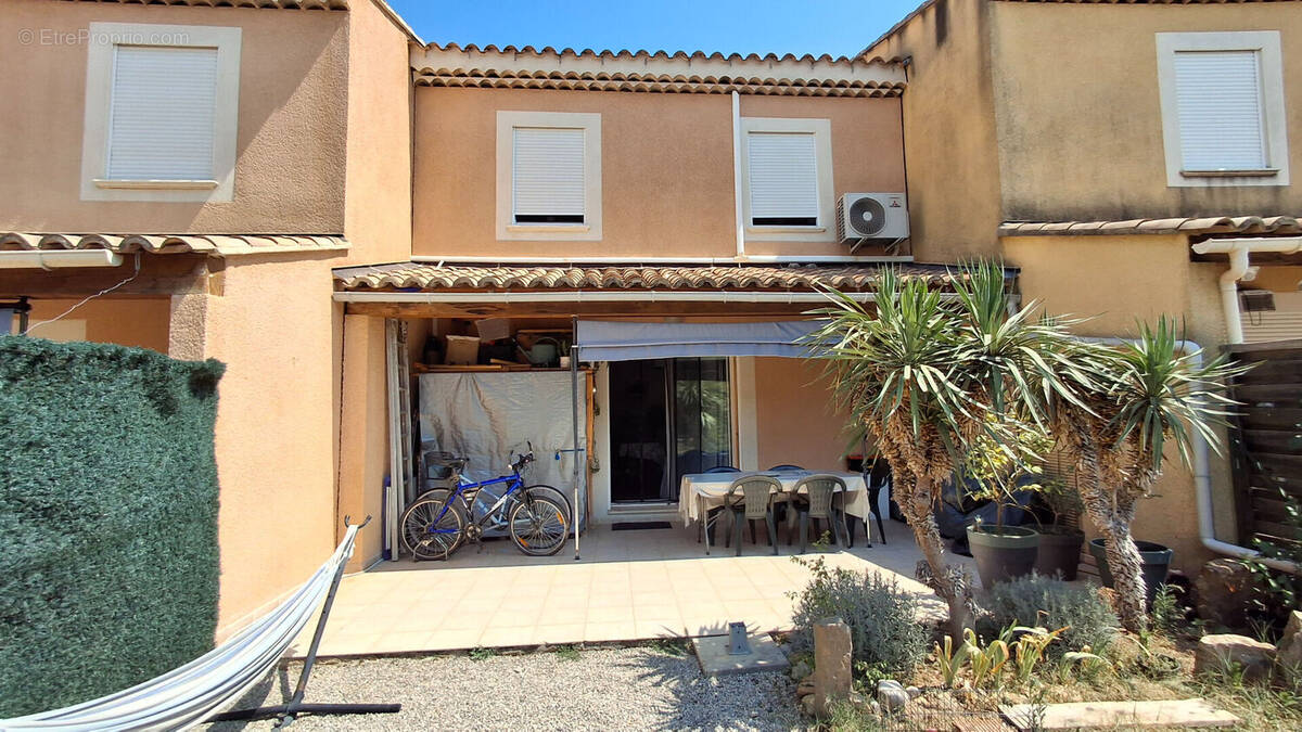 Maison à SAINT-PAUL-TROIS-CHATEAUX
