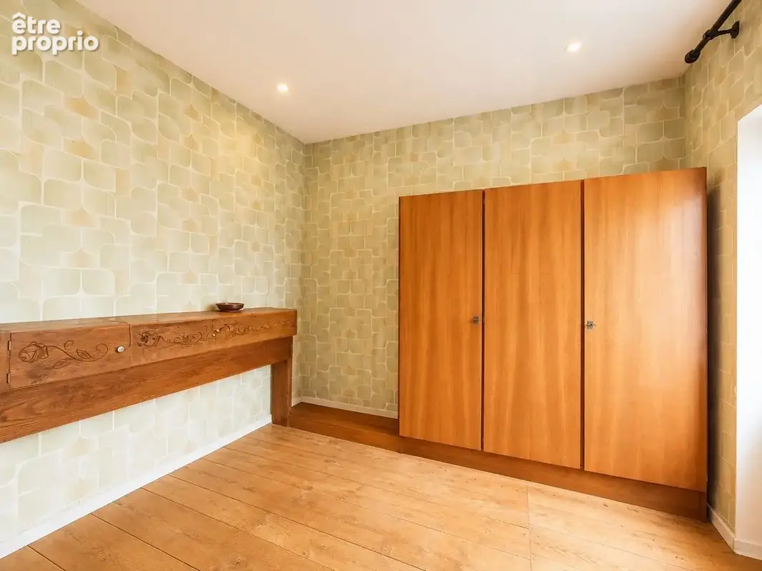 Maison 150 m² à Ruelle-Sur-Touvre  - photo 3