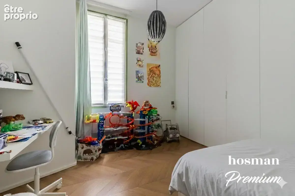 Paris XVIe – La Muette / OCDE – 4 chambres – Charme de l’ancien – Entièrement rénové - Profession libérale possible avec une ent - photo 14