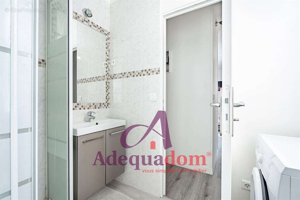 Appartement à ASNIERES-SUR-SEINE