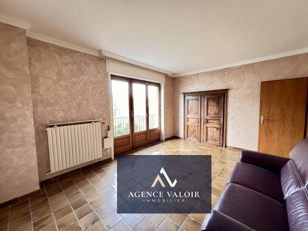 Appartement à FAMECK