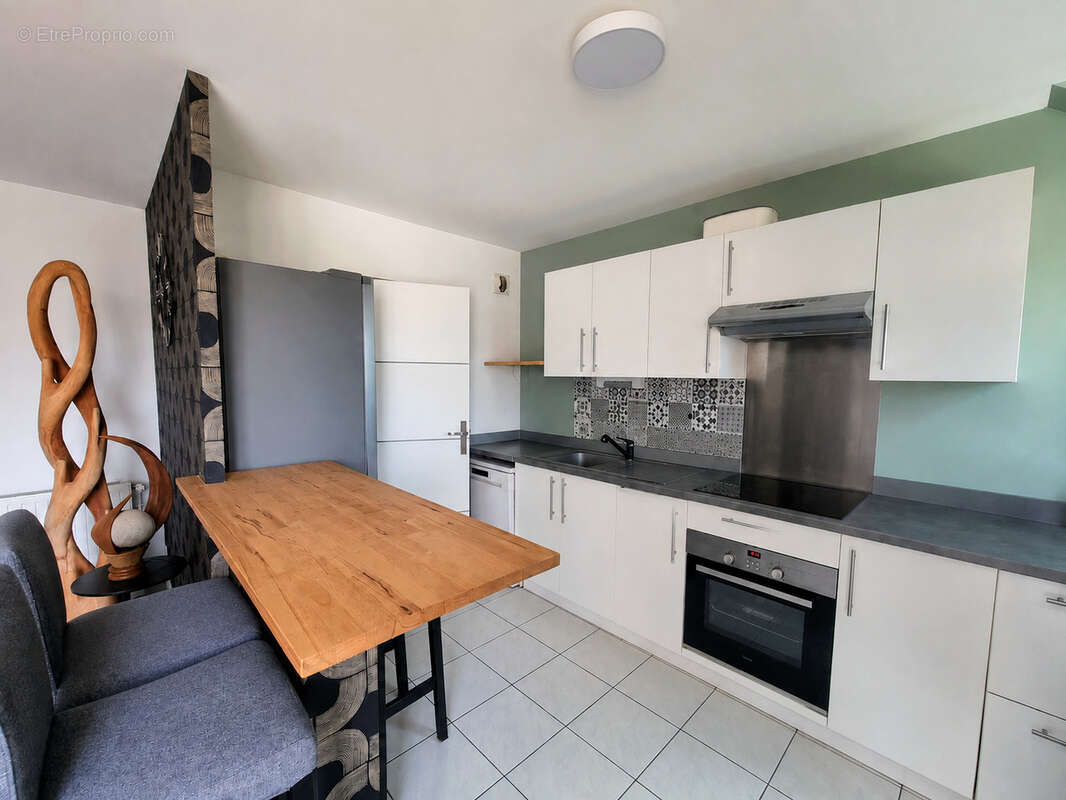 Appartement T3 Saint-Erblon Centre - Ascenseur - Double garage 62.10m2 - photo 7