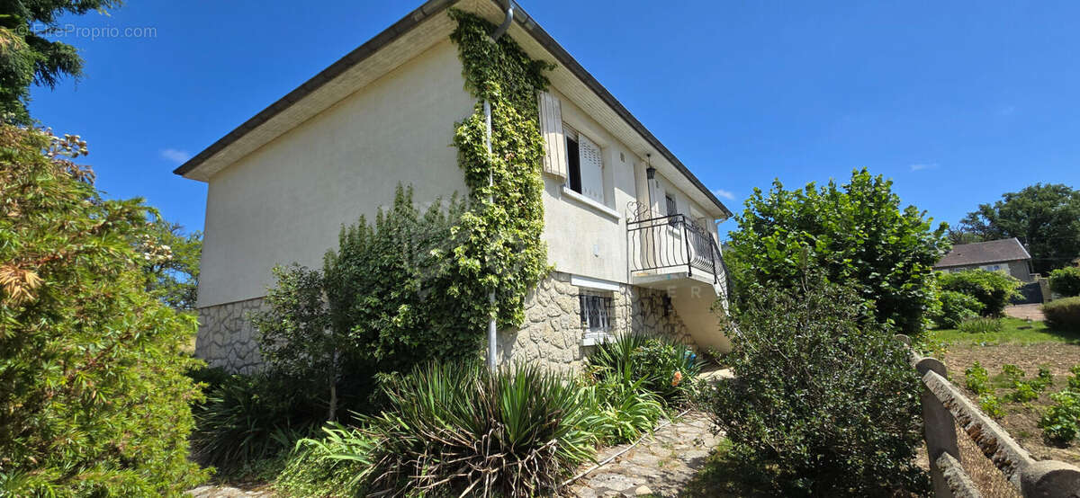 Maison à Cosne S/L - 4 pièces - 2 chambres - Double garage - Terrain de  1497 m² - photo 13