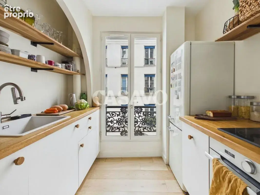 Vente Appartement 4 pièces de 65m² - 75010 Paris - photo 6