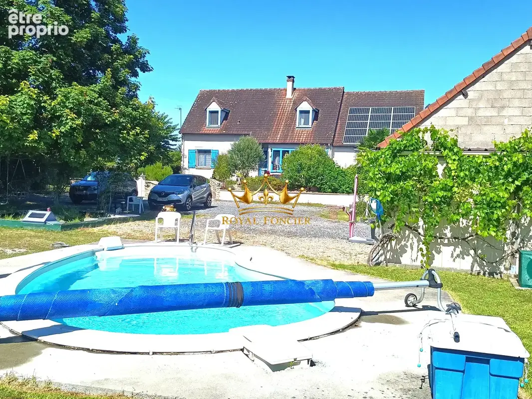 Maison 244 m² à Chatellerault  - photo 8