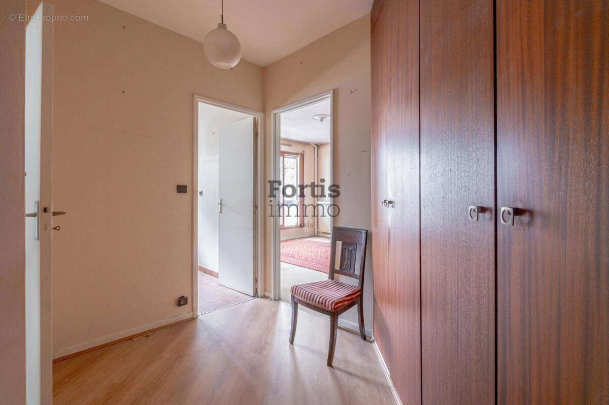Appartement à PARIS-4E