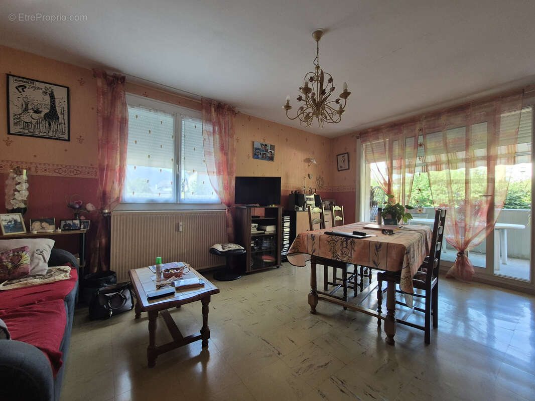 St Sigismond, T2 de 57 m2 + garage. - photo 3