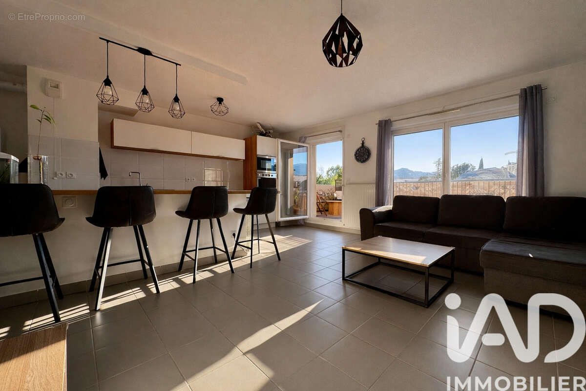 Photo 2 - Appartement à MOUANS-SARTOUX