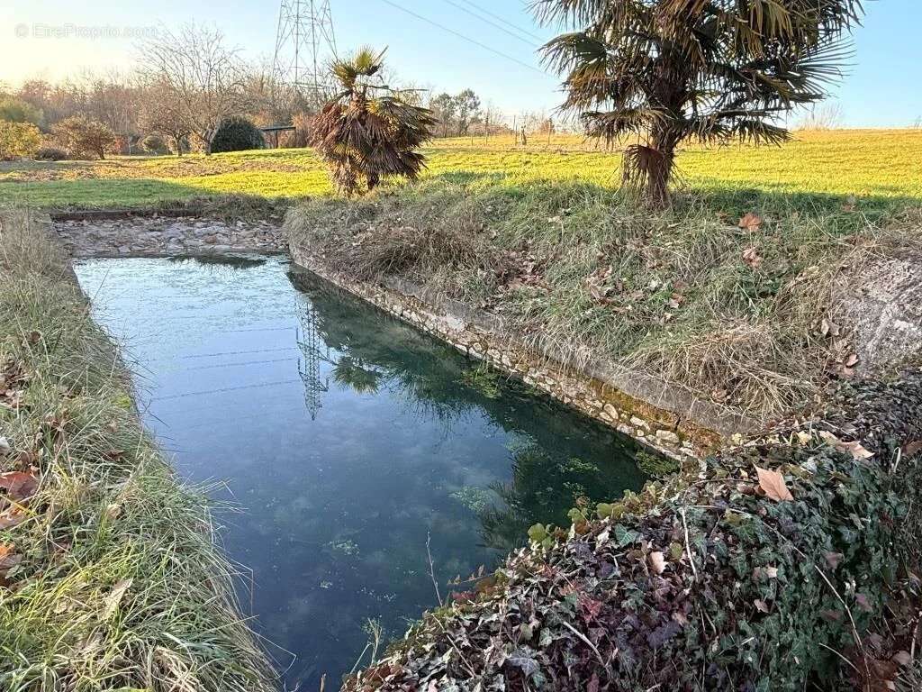 Maison à CIVRAC-DE-BLAYE