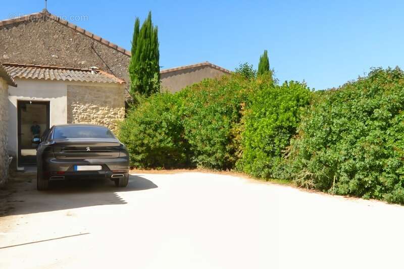 Maison à CAPESTANG