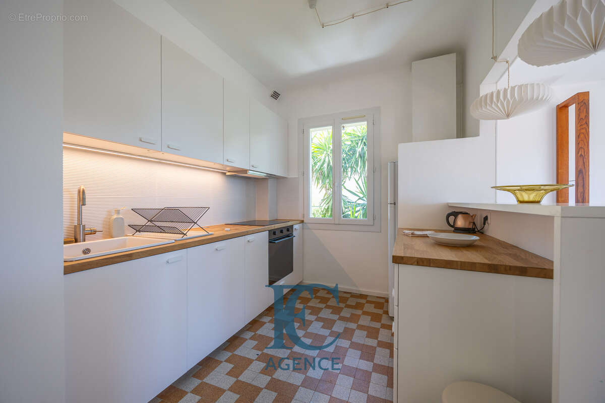 Appartement à SANARY-SUR-MER
