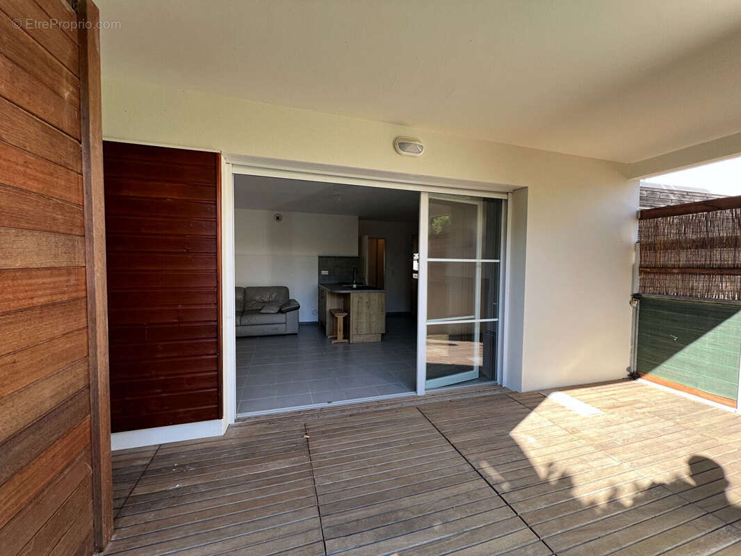 Appartement FOURAS T2 avec terrasse et jardin - photo 4