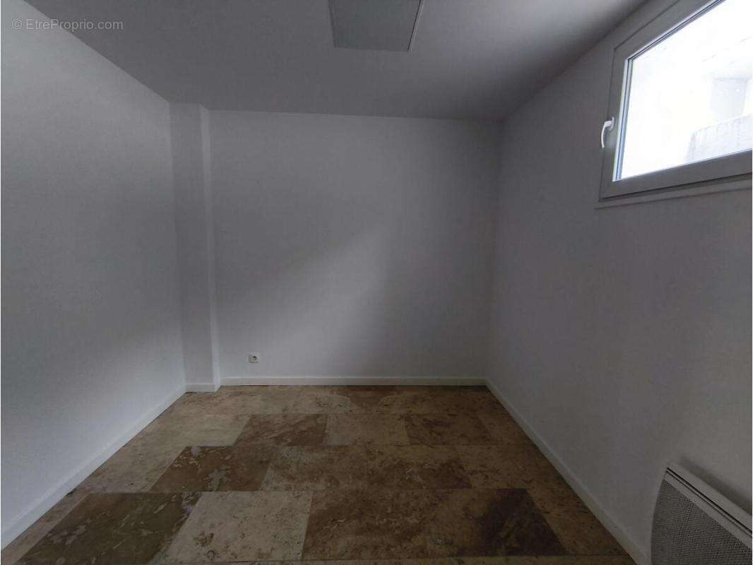 Appartement à MARSEILLE-15E