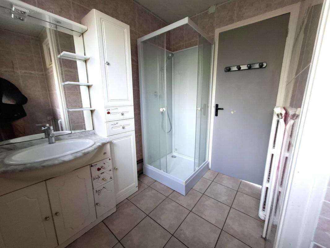 Maison à CUISE-LA-MOTTE