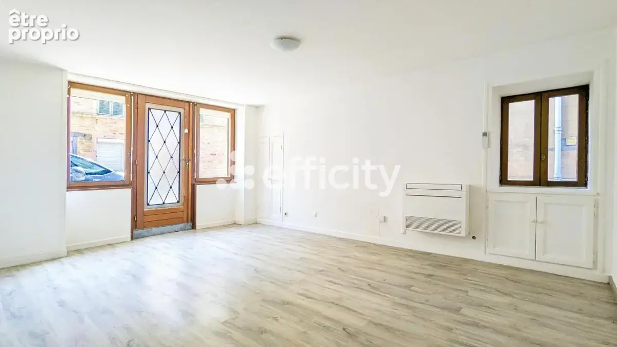 Maison 8 pièces 132 m² à vendre à Lugny (71260) - photo 2