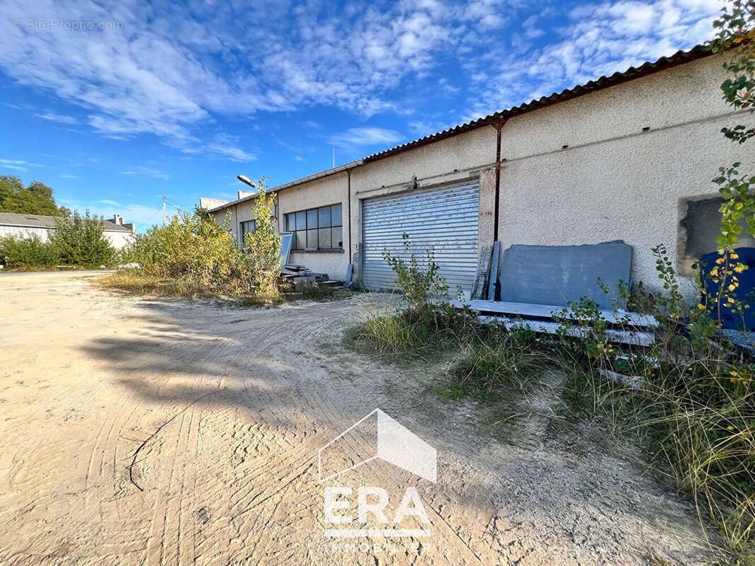 Commerce à SAINT-JUERY