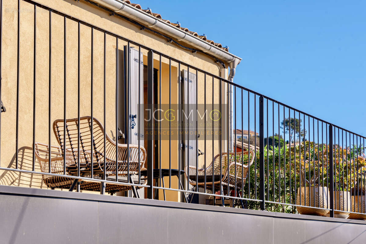 Maison à HYERES
