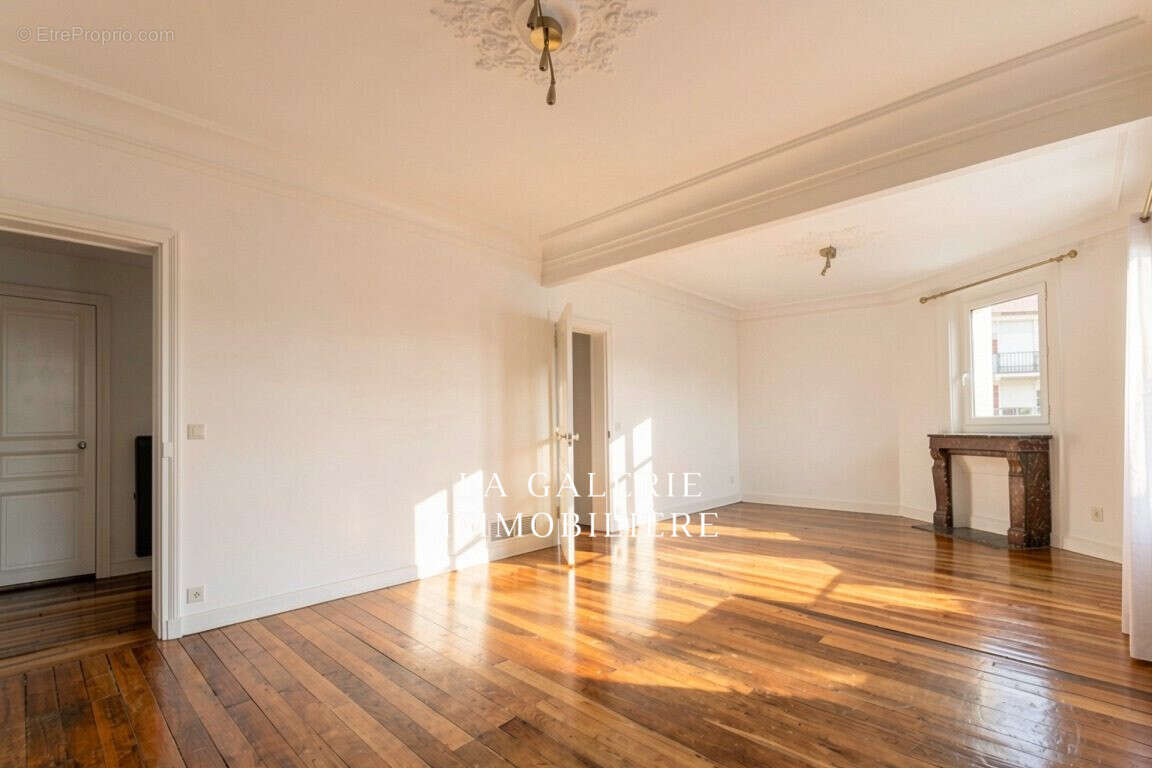 Appartement à PUTEAUX