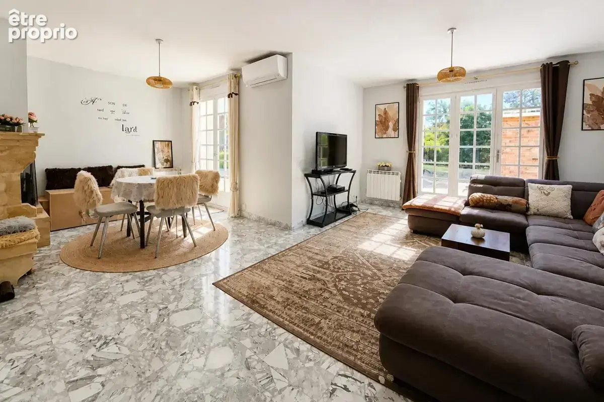 Maison de 7 pièces de 155 m² à Sablons sur Huisne - photo 4