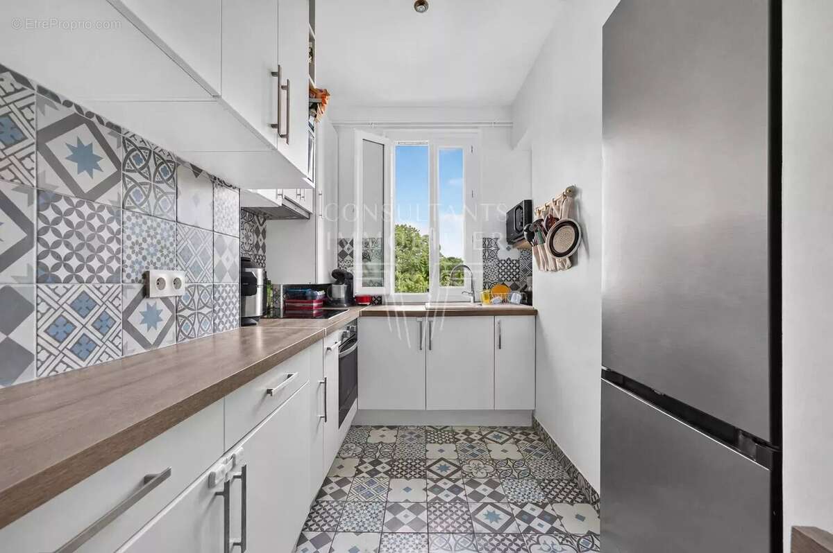 Appartement à LEVALLOIS-PERRET