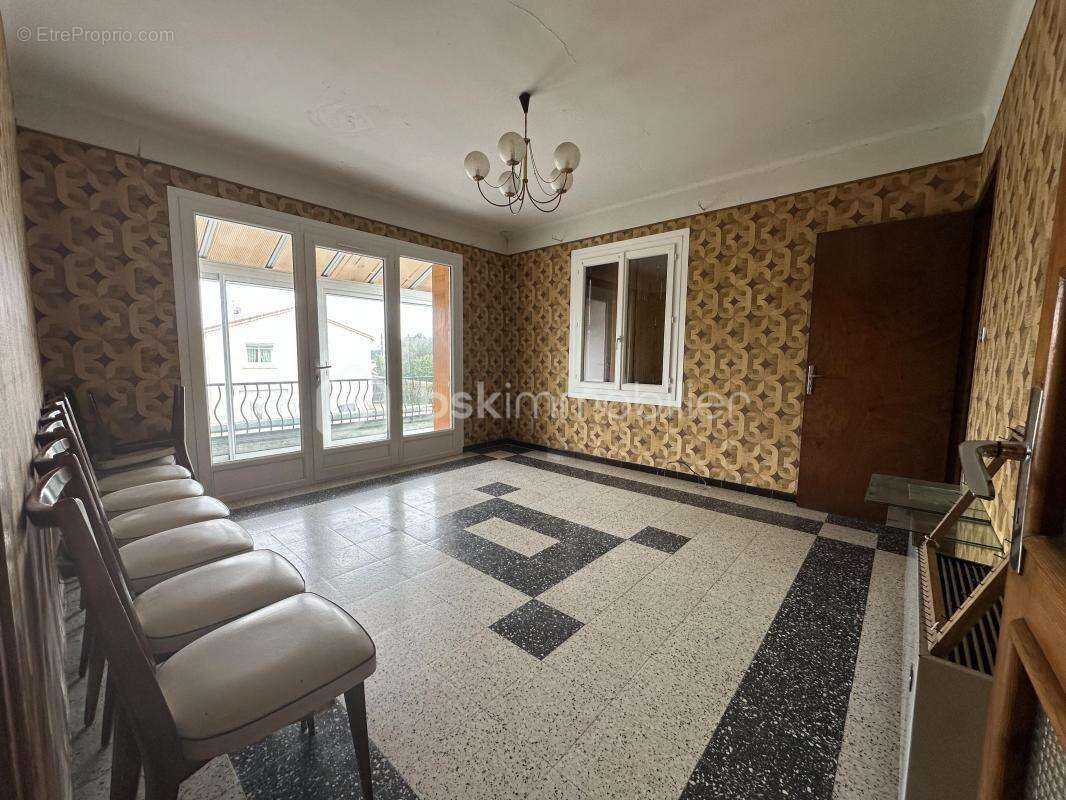 Maison à SAINT-HILAIRE-DE-BRETHMAS